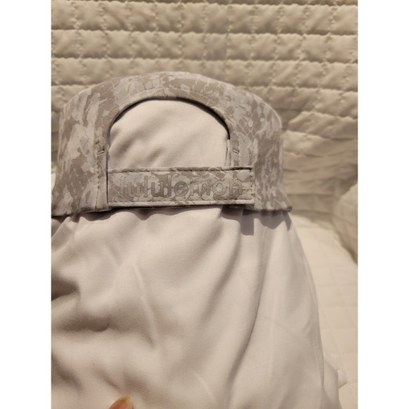 Lululemon Fast Free Run Hat Lightweight Grey Camo Adjustable Strap Neutral Sport - Picture 4 of 8
